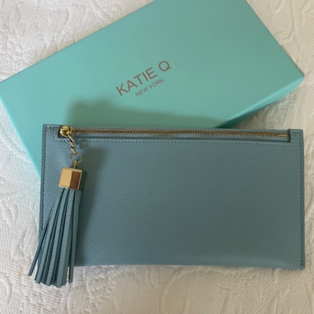 KATIE Q NY Vegan Leather Tasseled Zipper Wallet/Pouch Excellent, Pre-loved